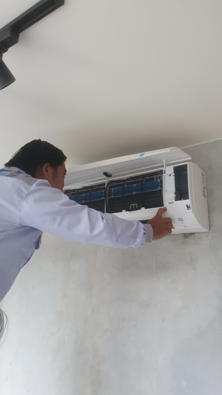 Konsultasi & Desain Sistem AC